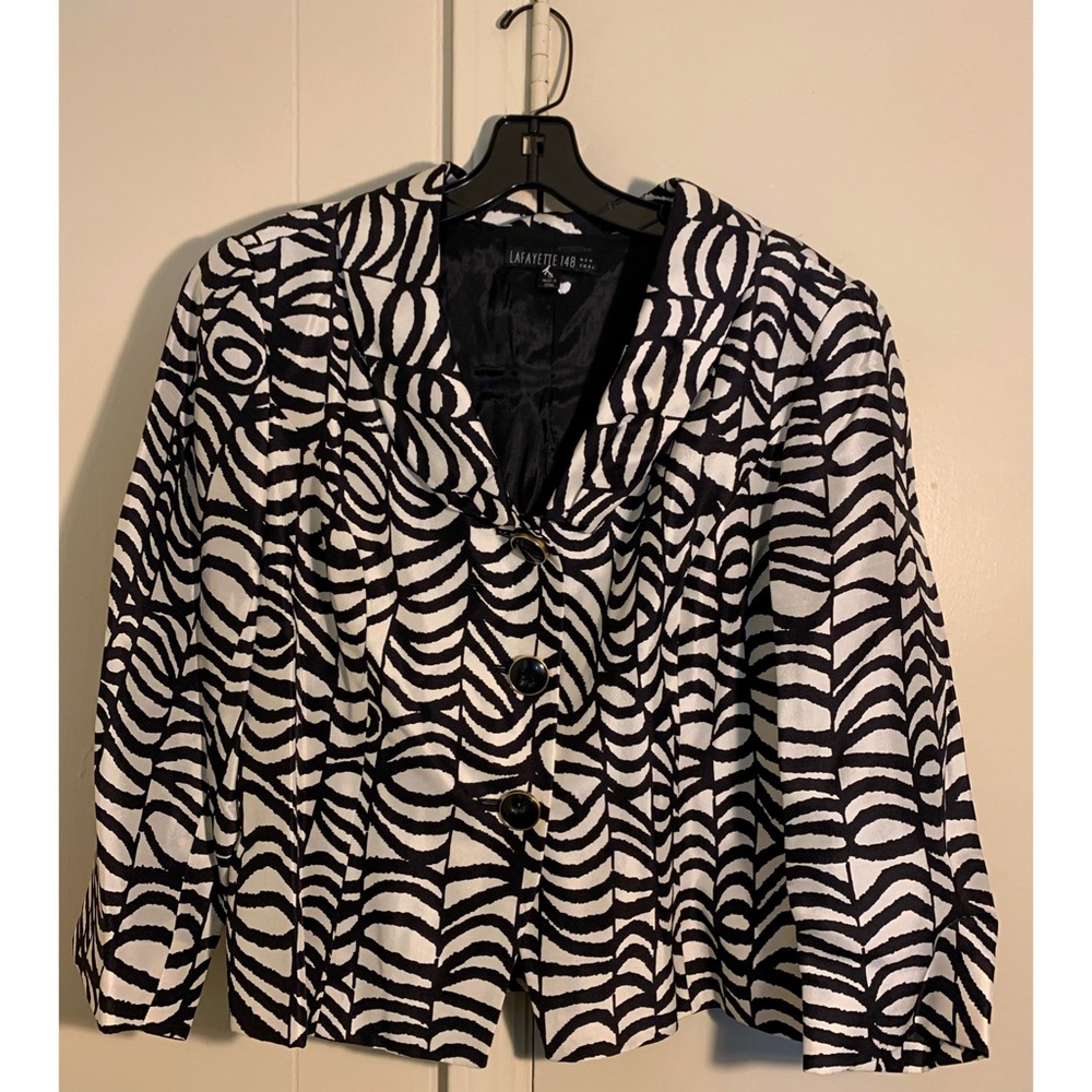 LAFAYETTE 148 NEW YORK BLAZER